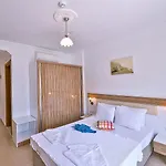 アンフォラ オテル ホテル 3*
