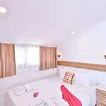 アンフォラ オテル 3* ボズブルン