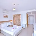アンフォラ オテル ホテル