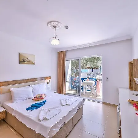 Otel Anfora 3*