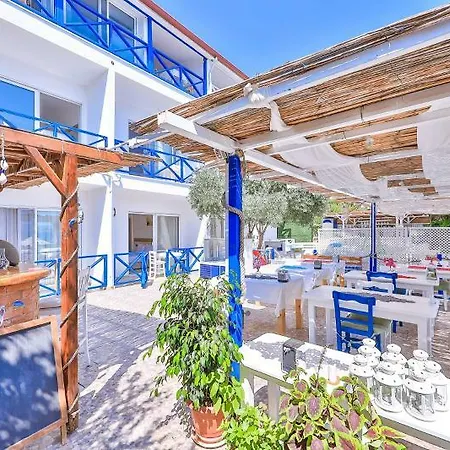 Anfora Отель Бозбурун